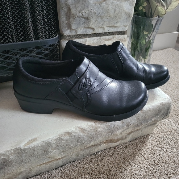 CLARKS Angie Pearl sz 7 - Picture 2 of 6